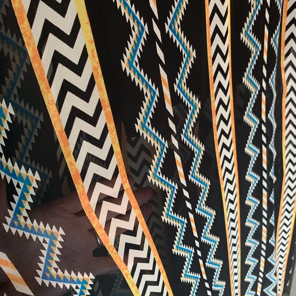 Zouk: Aztec Print Maxi Dress with Sheer Overlay - Picture 5 of 6